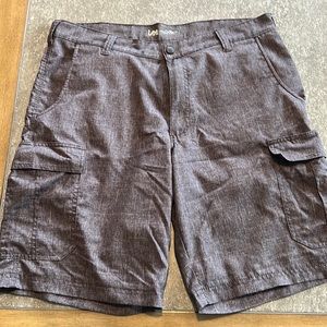 Mens Lee Hybrid shorts. Size 36